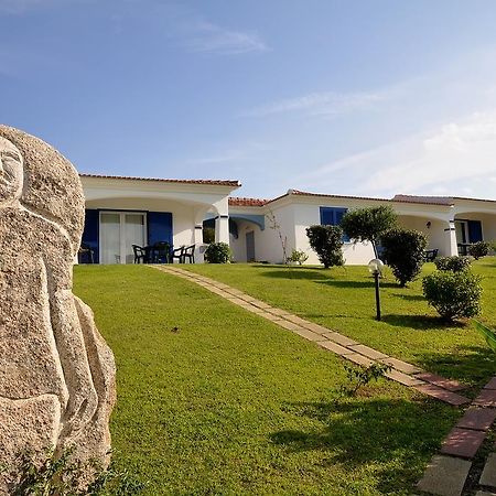 Residenze Mare e Pineta Aparthotel Budoni Esterno foto